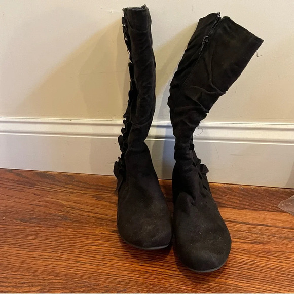 Stuart Weitzman Angelina Black Suede Wedge Boots - Girls Size 5 - Picture 8 of 8